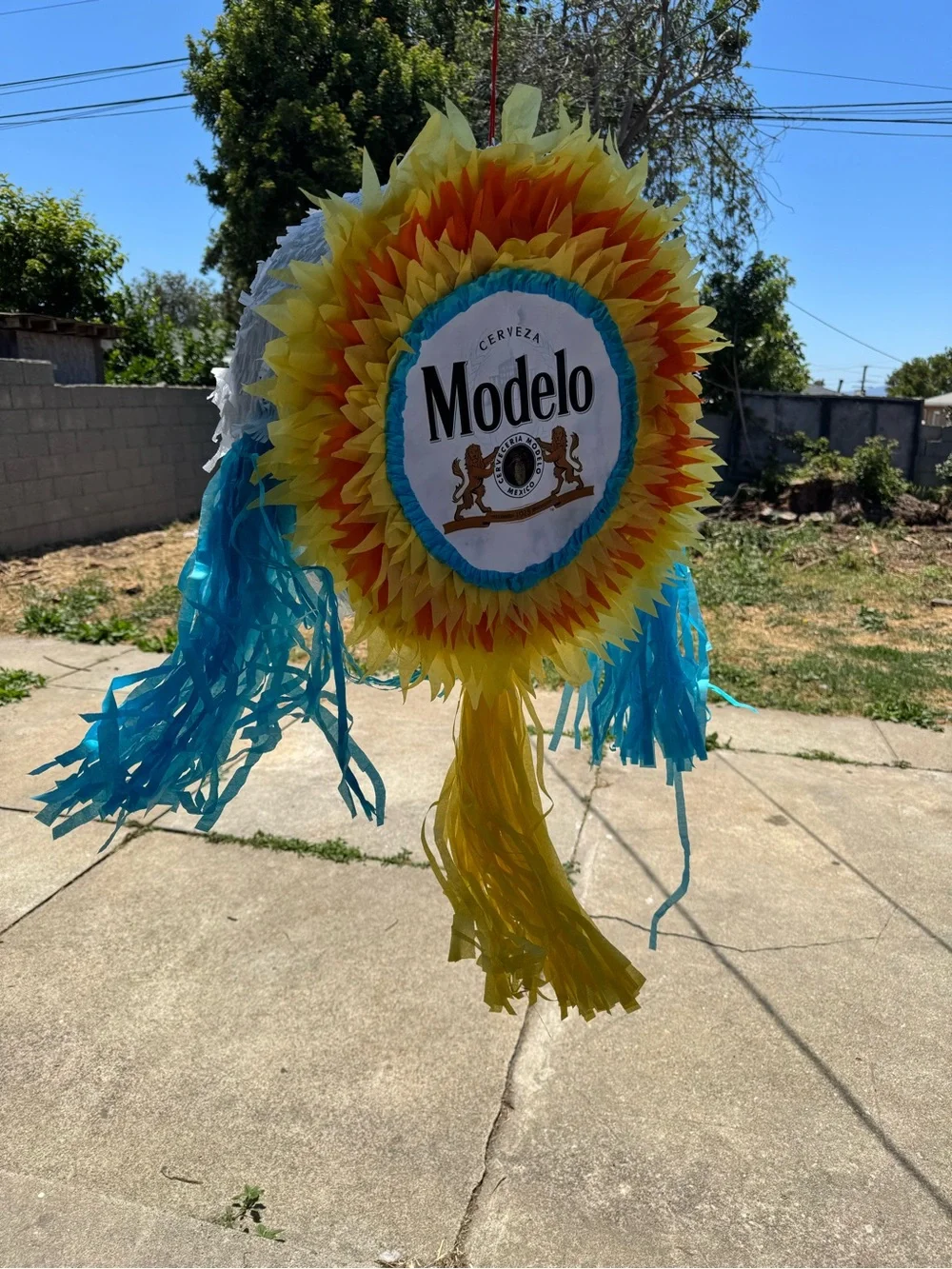 MODELO BEER PARTY PIÑATA 21 IN ROUND